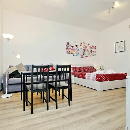 Holiday rental San Lorenzo district Roma Esterno foto